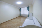 公寓 - 3 个房间，宽敞的客厅 A14074 长期租赁 公寓