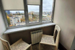 Lesi Ukrainka 大道上的宽敞公寓，维修良好 A47298 特卖 公寓