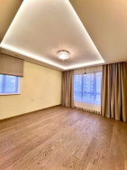 Turgenevskaya 新会所内的优质公寓 A10885 长期租赁 公寓