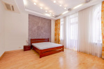 Podil 舒适的三居室公寓 A10941 长期租赁 公寓