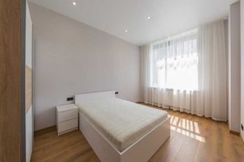 New three-room apartment on Olesya