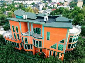 Sale of a mansion 1500 sq. 2 terraces.