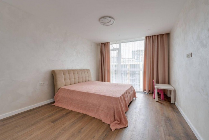 佩乔尔斯克宽敞舒适的公寓 A49177 长期租赁 公寓