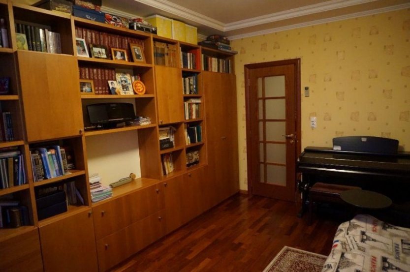 ארוך דירות דירת 5 חדרים מרווחת בפצ'רסק