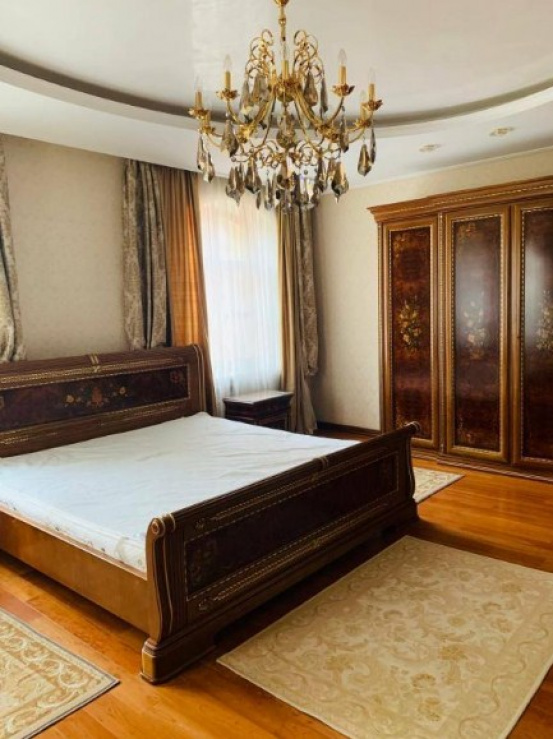 Exquisita mansión en Pechersk A14897