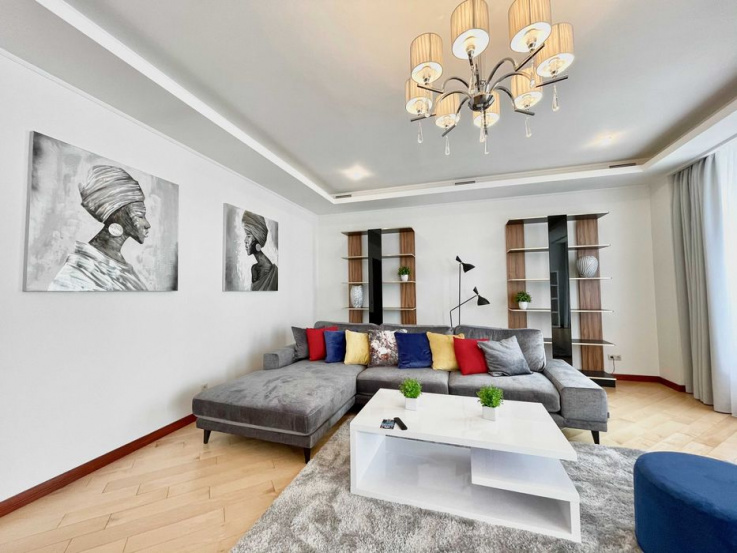 “Lipska Vezha”房子里的舒适公寓 A11023 长期租赁 公寓